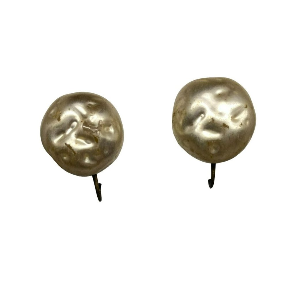 Vintage Stamped Japan Painted Pearl Colored Clip on Earrings